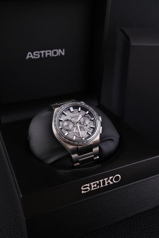Seiko Astron GPS Solar Dual Time 5X SSH113J1 - Detail view 1