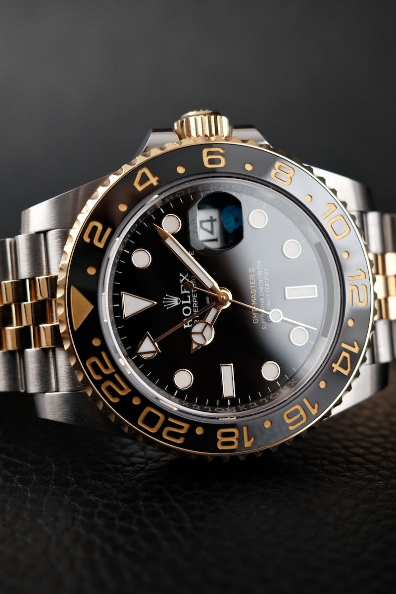Rolex GMT Master II 126713GRNR - Detail view 2