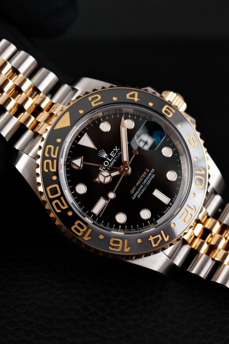 Rolex GMT Master II 126713GRNR - Detail view 3