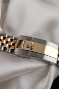 Charger l'image dans la visionneuse de la galerie, Rolex GMT Master II 126713GRNR - Detail view 6
