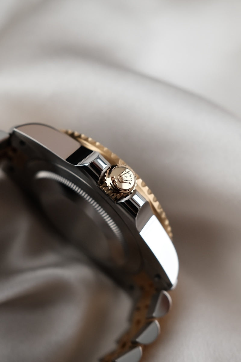 Rolex GMT Master II 126713GRNR - Detail view 5