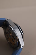 Bild in Galerie-Betrachter laden, Audemars Piguet Royal Oak Offshore Tiffany Blue 26238ST.OO.A340CA.01 - Detailansicht 5
