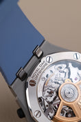 Bild in Galerie-Betrachter laden, Audemars Piguet Royal Oak Offshore Tiffany Blue 26238ST.OO.A340CA.01 - Detailansicht 10
