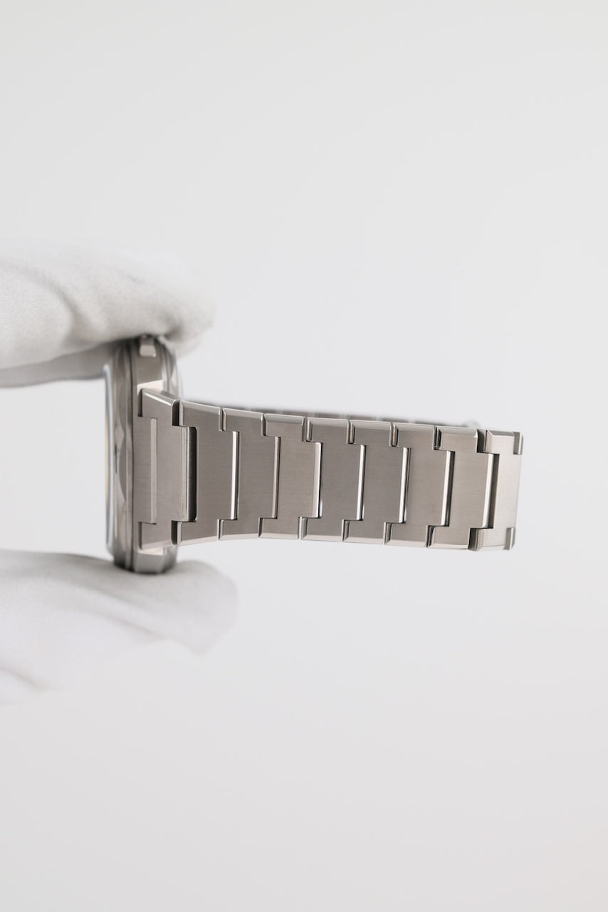 Christopher Ward Twelve X Titan C12-41A5D0-T00K0-B0 - Detailed view 9
