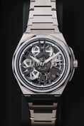 Load image into gallery viewer, Christopher Ward Twelve X Titan C12-41A5D0-T00K0-B0 - Detailed view 2
