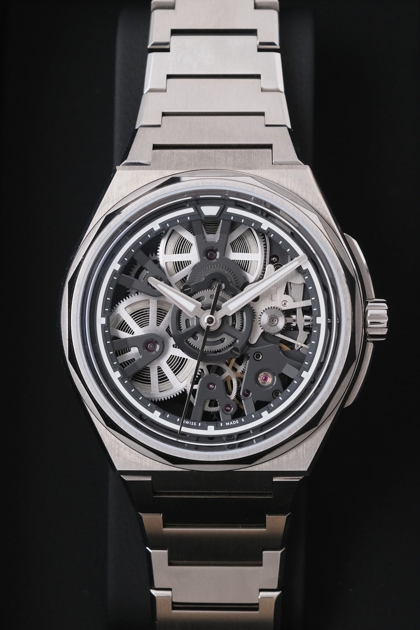 Christopher Ward Twelve X Titan C12-41A5D0-T00K0-B0 - Detailed view 2