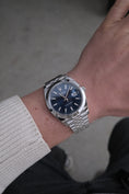 Load image into gallery viewer, Rolex Datejust 41 126300 - detailed view 10
