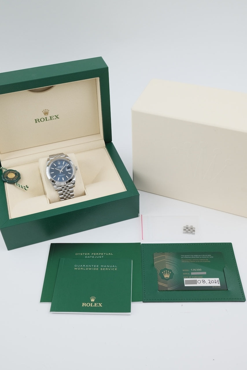 Rolex Datejust 41 126300 - papers and or scope of delivery