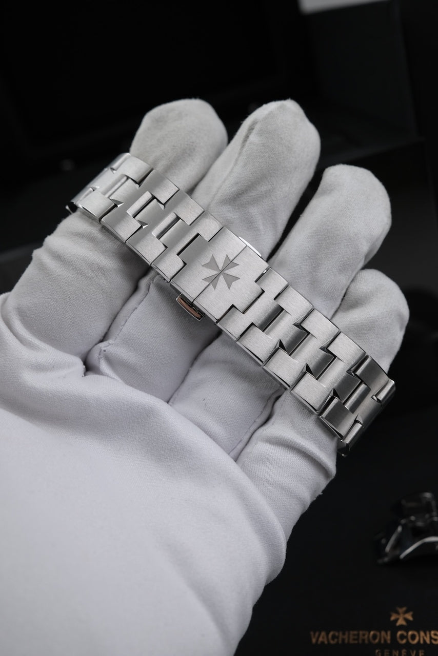 Vacheron Constantin Overseas  4000V/210A-B911 - Detailansicht 6