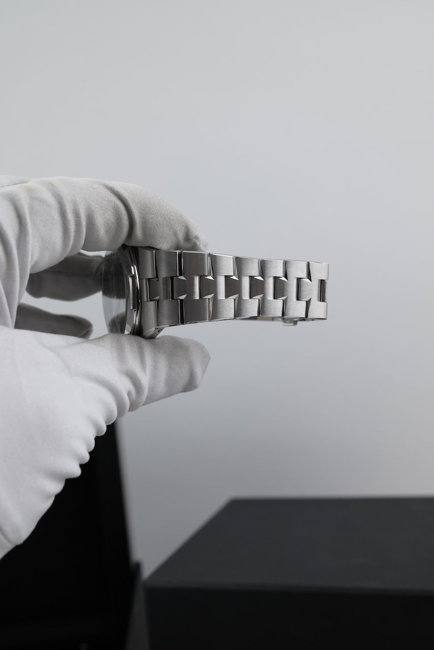 Vacheron Constantin Overseas  4000V/210A-B911 - Detailansicht 5