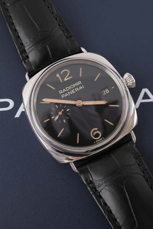 Panerai Radiomir Quaranta 40mm PAM01294 - Detailansicht 1