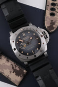 Bild in Galerie-Betrachter laden, Panerai Submersible PAM01518 - Thumbnail
