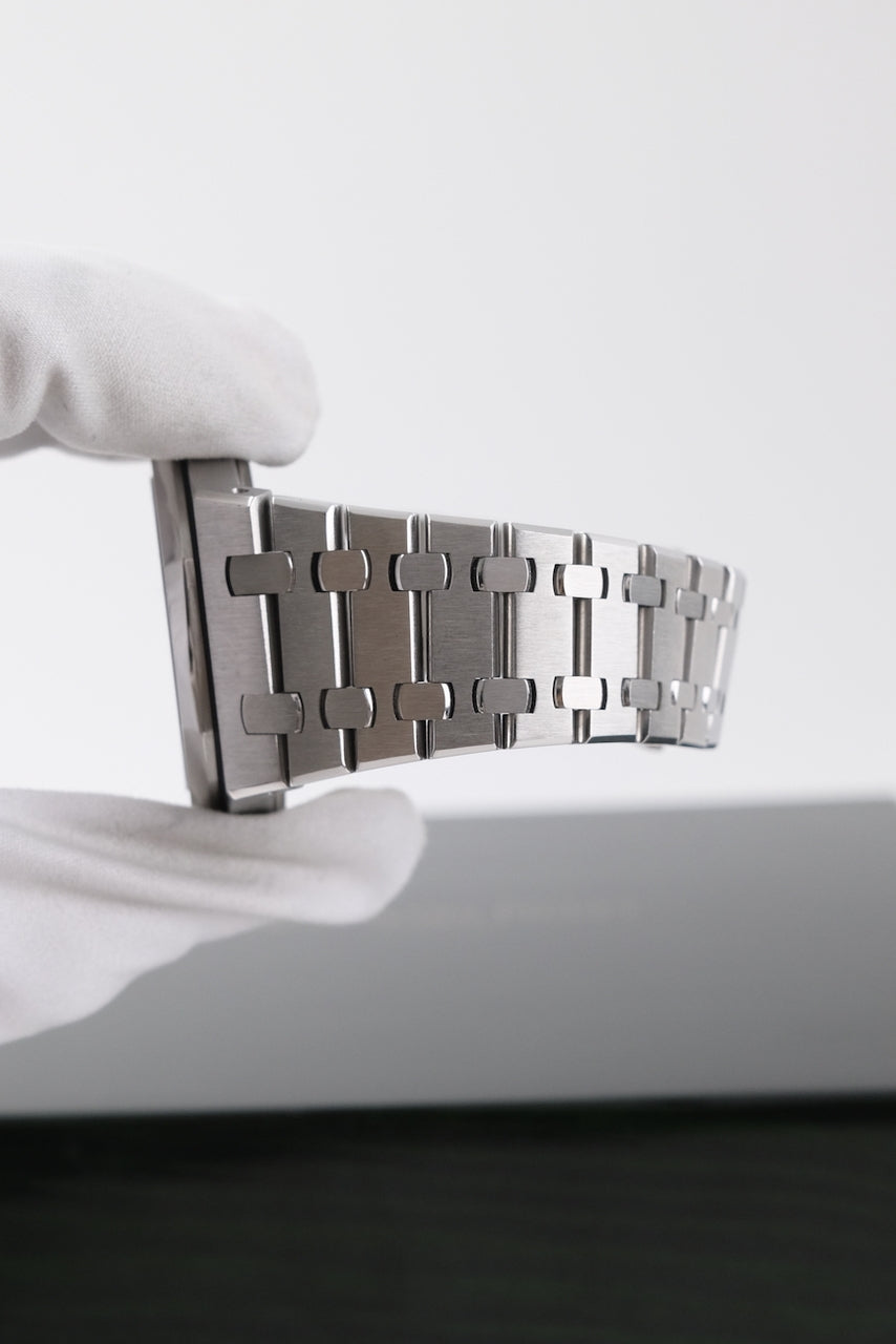 Audemars Piguet Royal Oak Selfwinding 15400ST - Detailansicht 9