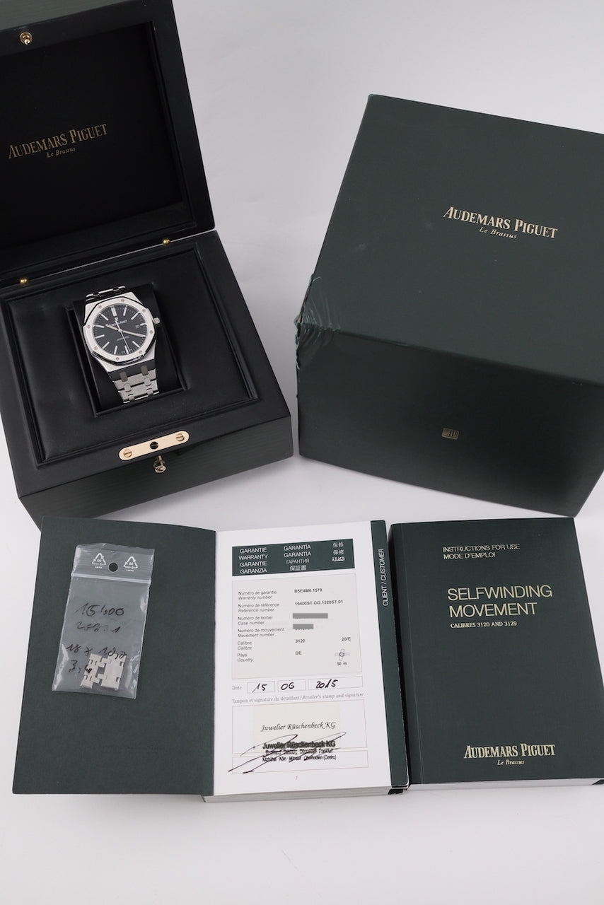 Audemars Piguet Royal Oak Selfwinding 15400ST - Papiere und oder Lieferumfang