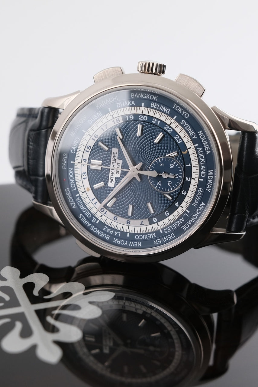 Patek Philippe World Time Chronograph 5930G-010 - detailed view 4