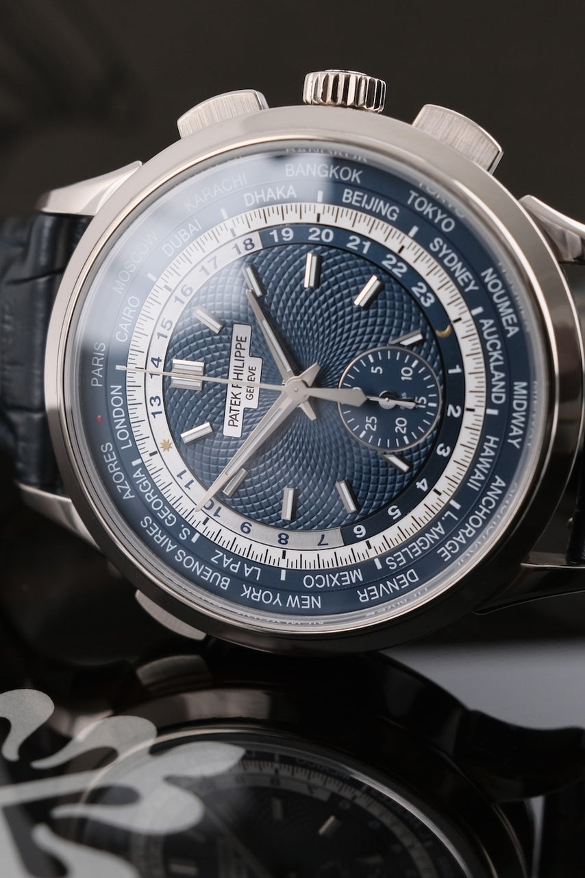 Patek Philippe World Time Chronograph 5930G-010 - Detailed view 3
