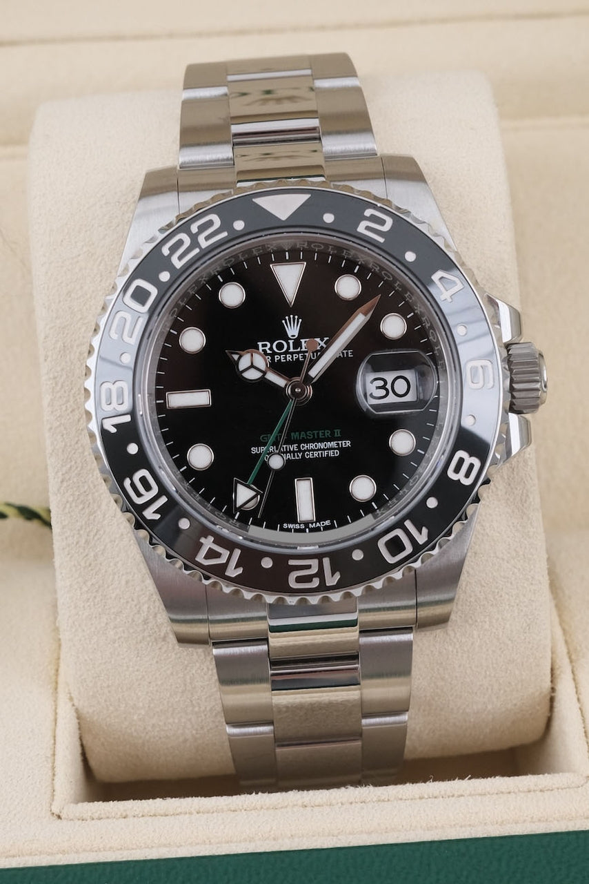 Rolex GMT-Master II 116710LN - Detailed view 2