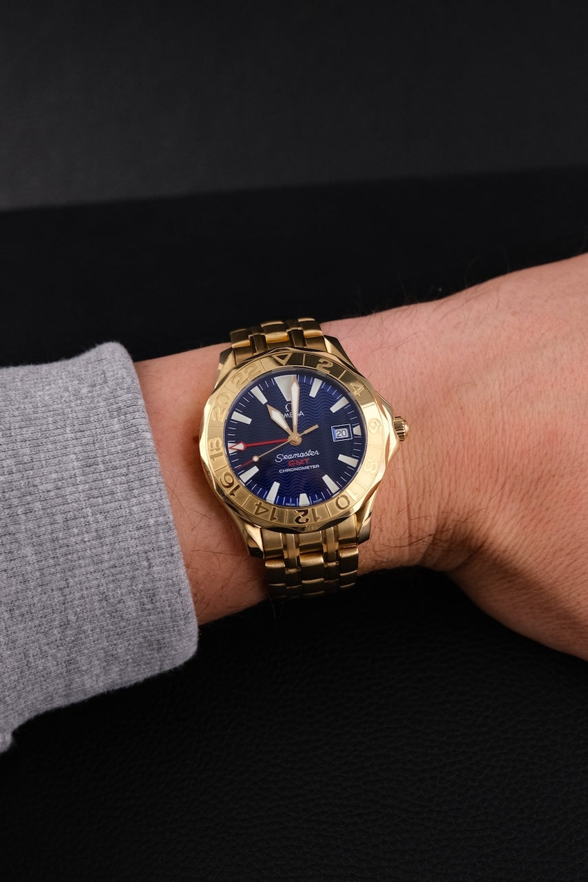 Omega Seamaster GMT 21348000 - Detailansicht 12
