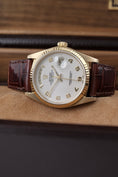 Load image into gallery viewer, Rolex Day-Date 36 18038 - Detailed view 1
