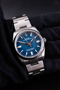 Bild in Galerie-Betrachter laden, Rolex Oyster Perpetual 36 126000 - Thumbnail
