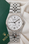 Cargue la imagen en el visor de la galería, Rolex Land-Dweller 40 127334 - Thumbnail
