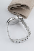Load image into gallery viewer, Breitling Navitimer Automatic 41 A17326241B1A1 - Detailed view 4

