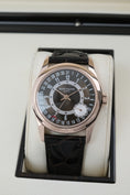 Charger l'image dans la visionneuse de galerie, Patek Philippe Calatrava 6000R-001 - Vue détaillée 1
