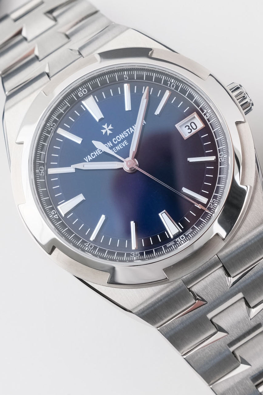 Vacheron Constantin Overseas 4520V/210A-B128 - Vue détaillée 3