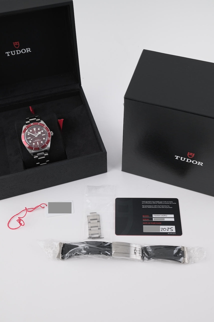 Tudor Black Bay 58  7939A1A0RU - Papiere und oder Lieferumfang