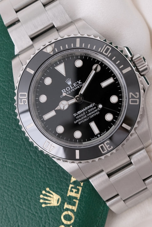 Rolex Submariner No Date 124060 - Thumbnail