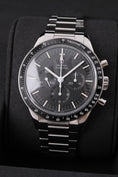 Załaduj obraz do przeglądarki galerii, Omega Speedmaster 31130403001001 - Widok szczegółowy 3

