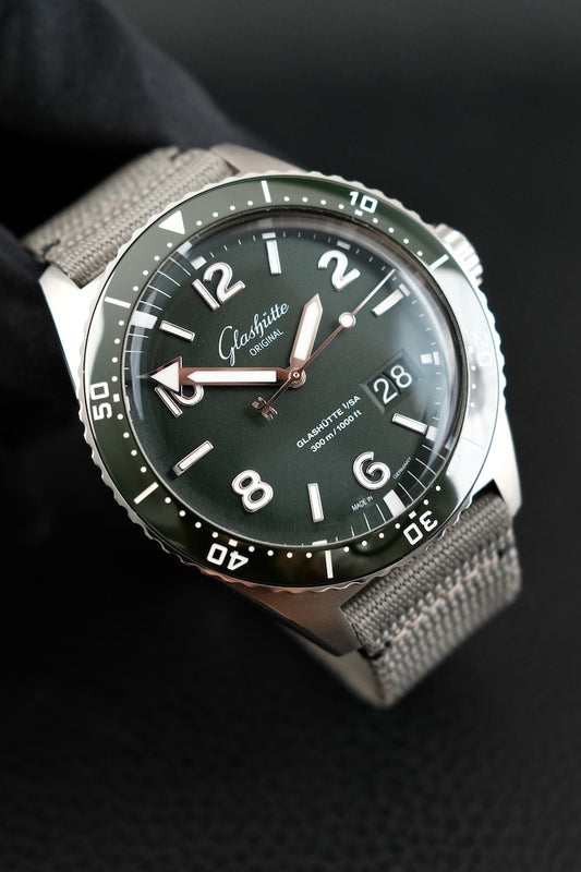 Glashütte SeaQ Panoramadatum 1-36-13-07-83-34 - Main product image