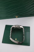 Load image into gallery viewer, Rolex Submariner Date 126619LB - detailed view 5
