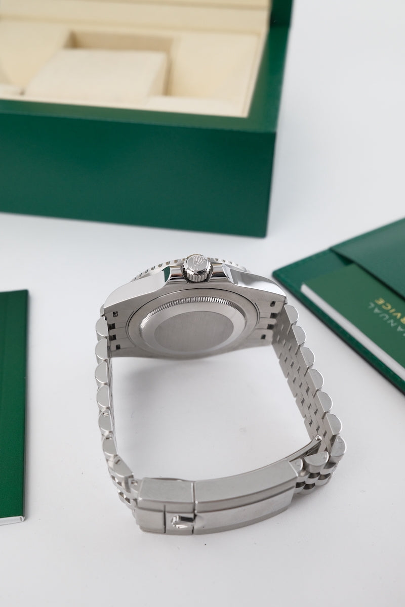 Rolex GMT-Master II 126710BLRO - Detail view 4