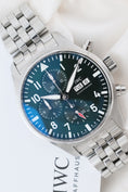 Carica l'immagine nel visualizzatore della galleria, IWC Pilot's Watch Chronograph 43 mm IW378006 - vista dettagliata 4
