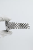 Load image into gallery viewer, Rolex Datejust 36 126200 - Detailed view 7
