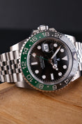 Bild in Galerie-Betrachter laden, Rolex GMT Master II 126720VTNR - Detail view 4
