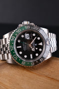 Bild in Galerie-Betrachter laden, Rolex GMT Master II 126720VTNR - Detail view 3
