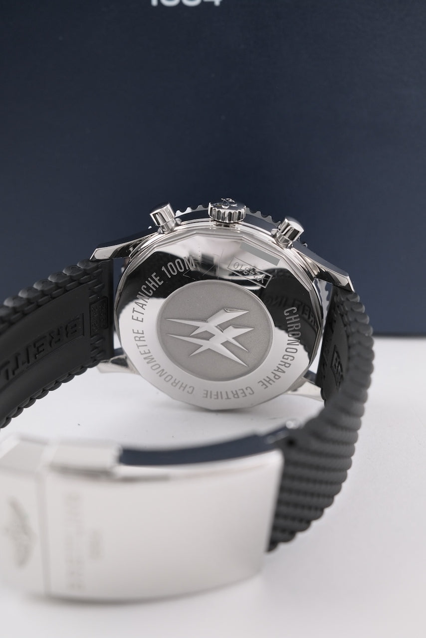 Breitling Chronoliner Y2431012/BE10 - Detailansicht 8