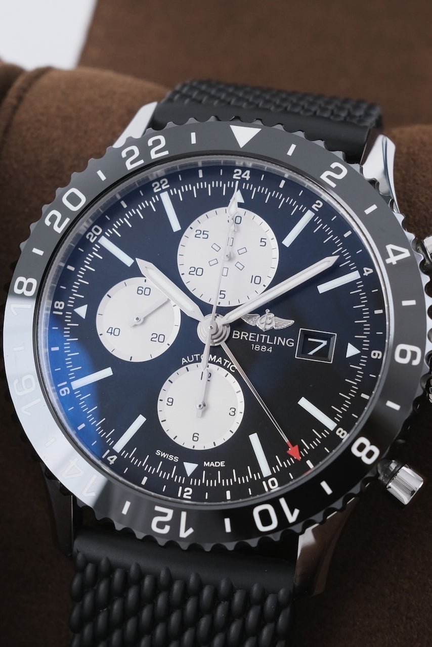 Breitling Chronoliner Y2431012/BE10 - Detailansicht 2