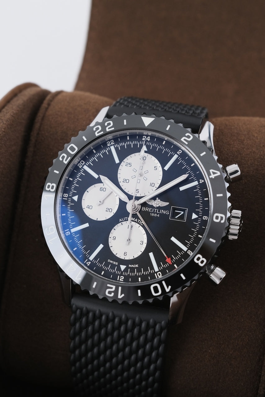 Breitling Chronoliner Y2431012/BE10 - Detailansicht 1