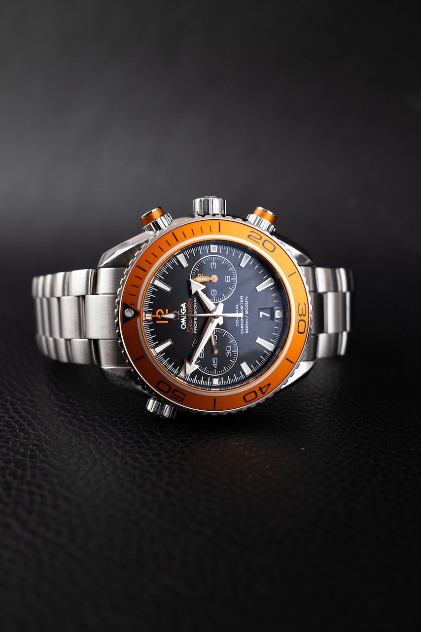 Omega Seamaster Planet Ocean Orange 23230465101002 - Detailansicht 5