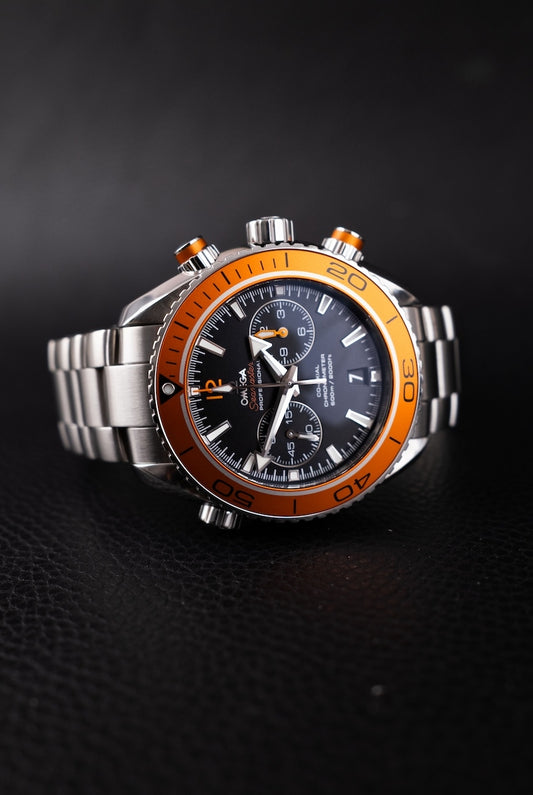 Omega Seamaster Planet Ocean Orange 23230465101002 - Detailansicht 1