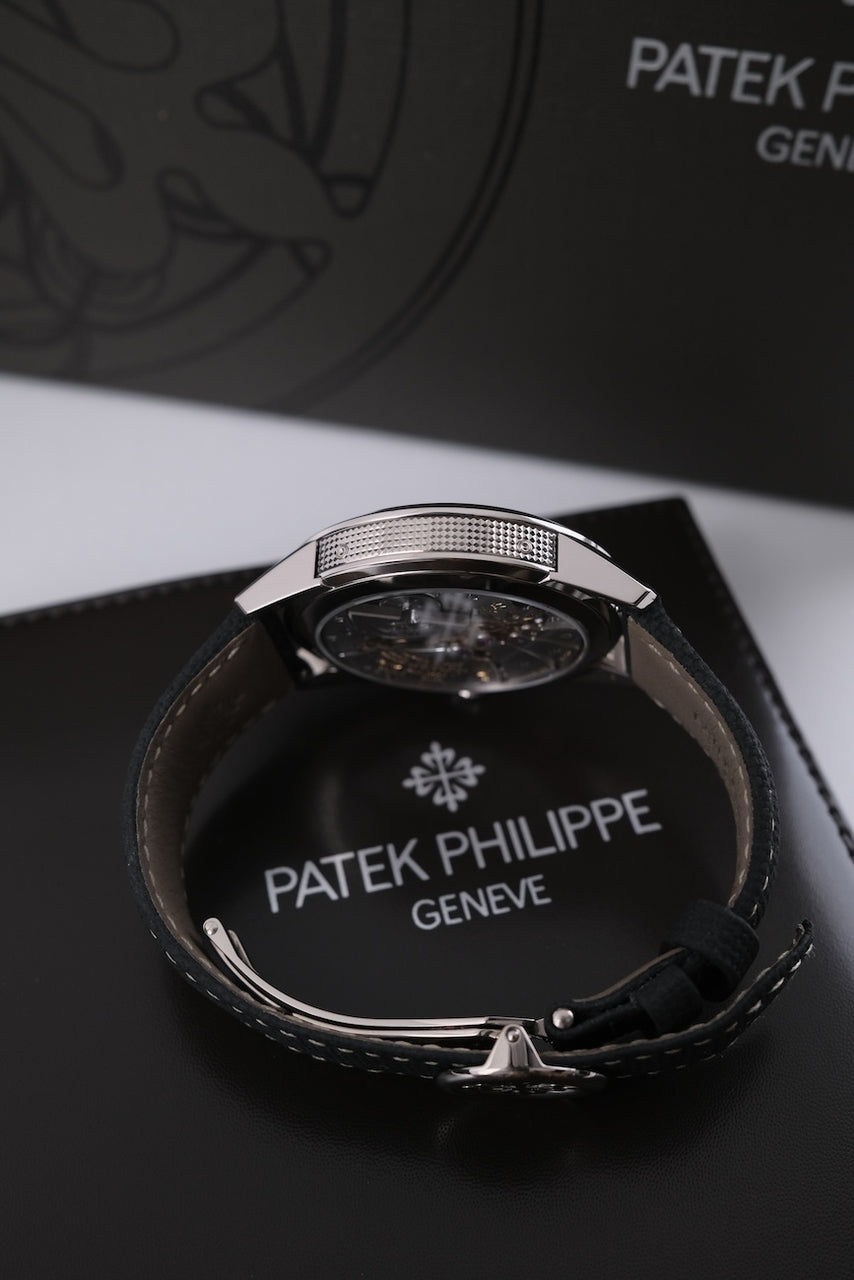 Patek Philippe Annual Calendar Travel Time 5326G-001 - Detailansicht 7