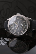 Charger l'image dans la visionneuse de galerie, Patek Philippe Annual Calendar Travel Time 5326G-001 - Thumbnail
