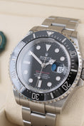 Bild in Galerie-Betrachter laden, Rolex Sea-Dweller 126600 - Detailansicht 3
