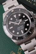 Load image into gallery viewer, Rolex Submariner No Date 124060 - Detailansicht 2
