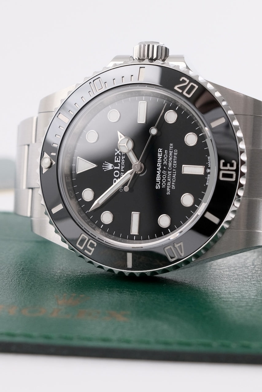 Rolex Submariner No Date 124060 - Thumbnail