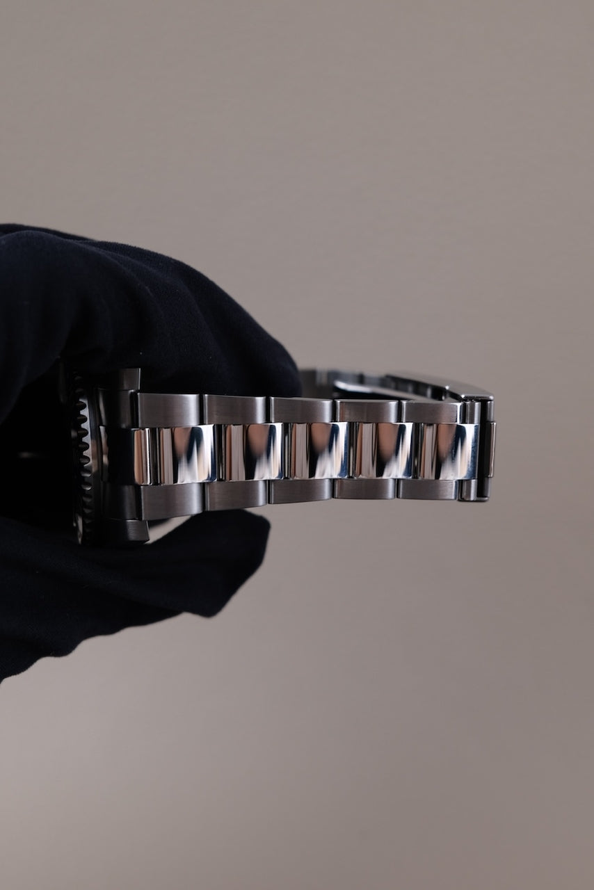 Rolex GMT-Master II 116710BLNR - Detail view 8
