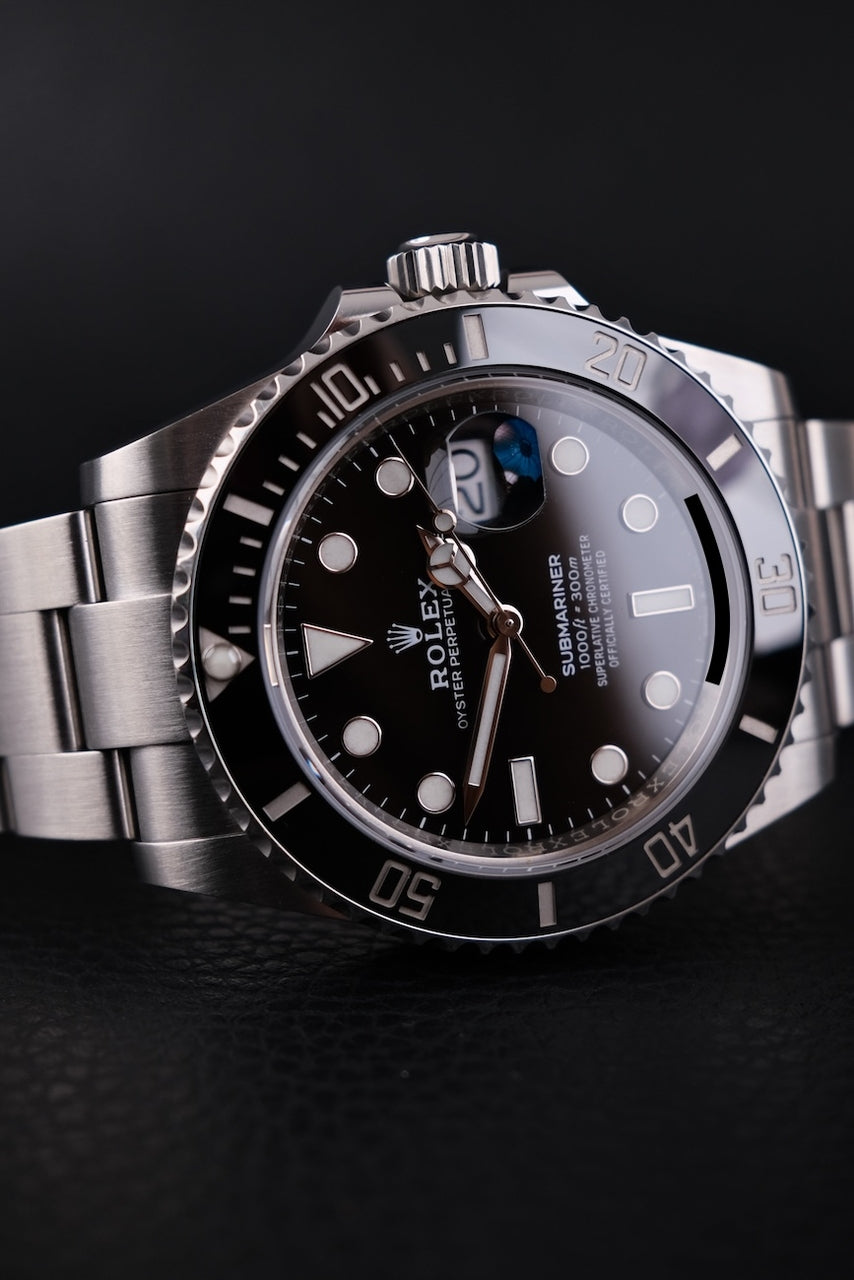 Rolex Submariner Date 126610LN - Detail view 3